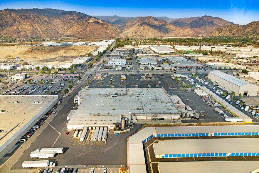 More Photos Of 1120 W Foothill Blvd, Azusa Refrigeration Cold Storage For Lease