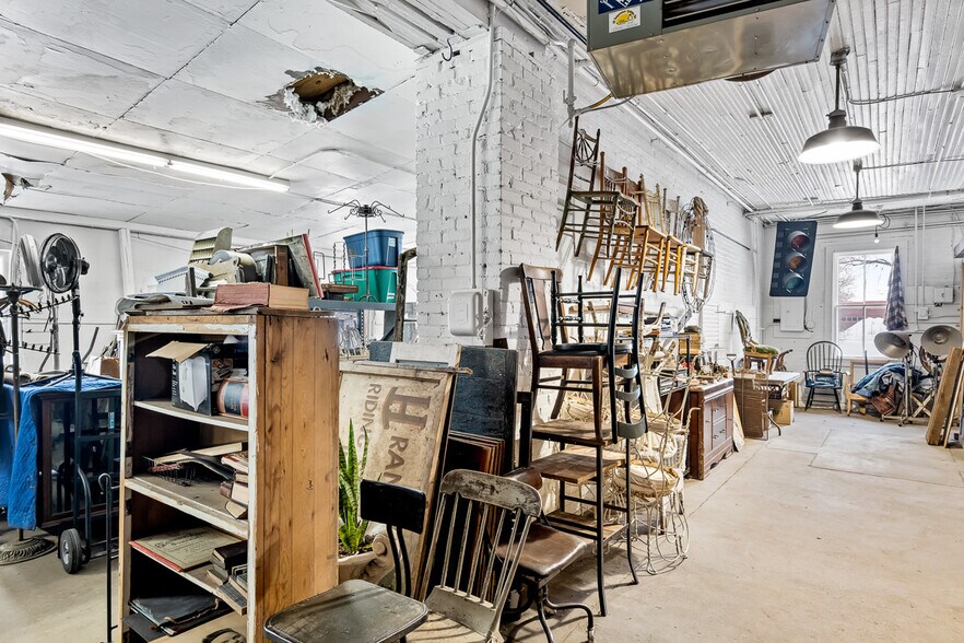 More Photos Of 219 Jefferson St, Waupaca Storefront Retail Office For Sale