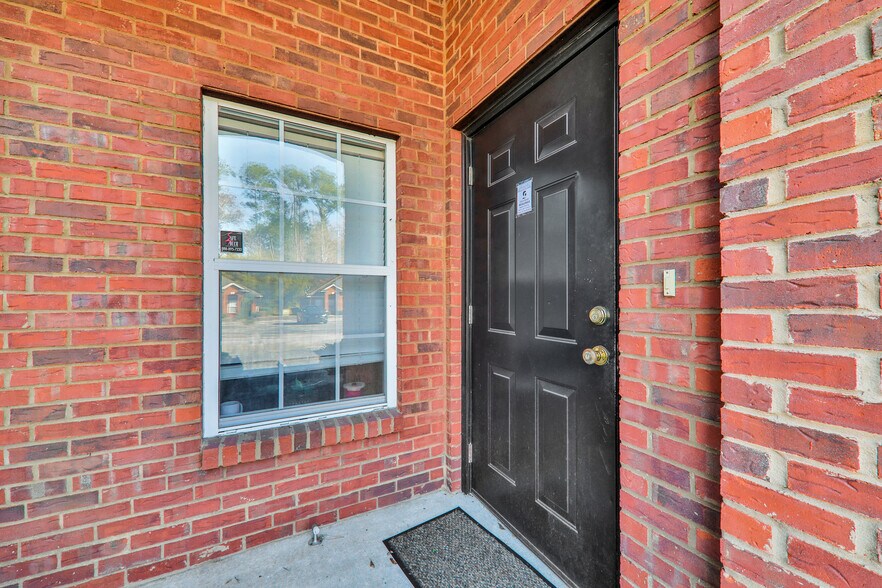 More Photos Of 2950 Halcyon Ln, Jacksonville Office For Lease