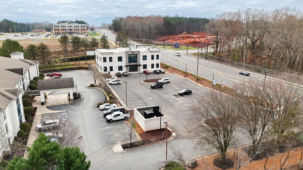 More Photos Of 246 Beatty Dr, Belmont Medical For Lease