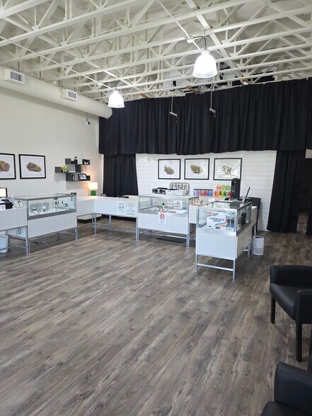 More Photos Of 2851 N Main St, Belton Unknown For Lease