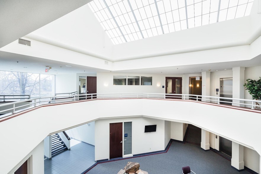 More Photos Of 9905 N 45th Ave, Plymouth Loft Creative Space For Sale