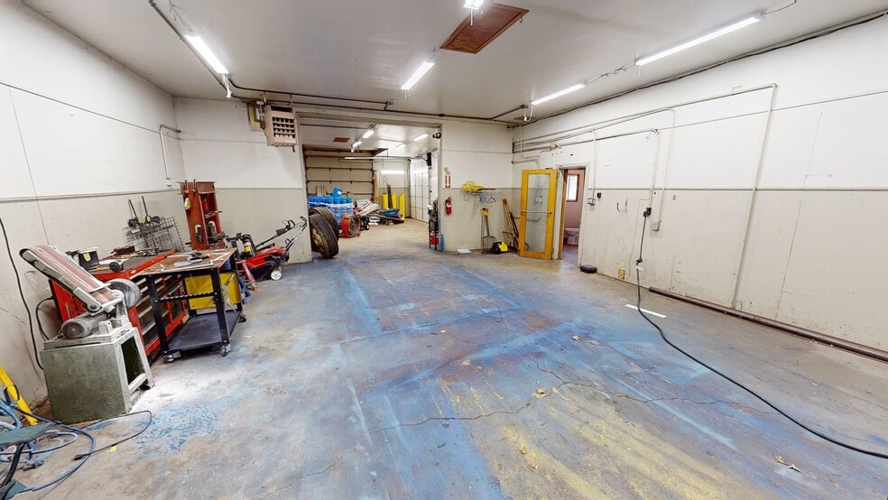 More Photos Of 1201-1203 6th St S, Hopkins Industrial For Sale
