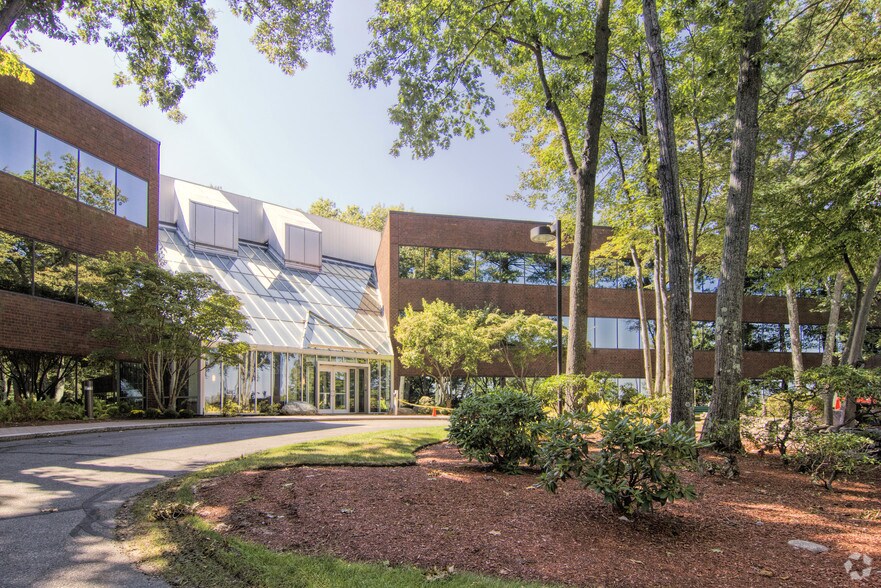 Primary Photo Of 1 Tech Dr, Andover Office For Lease