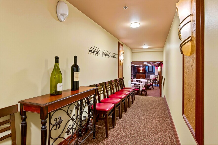 More Photos Of 122 Cayuga St, Fulton Restaurant For Sale