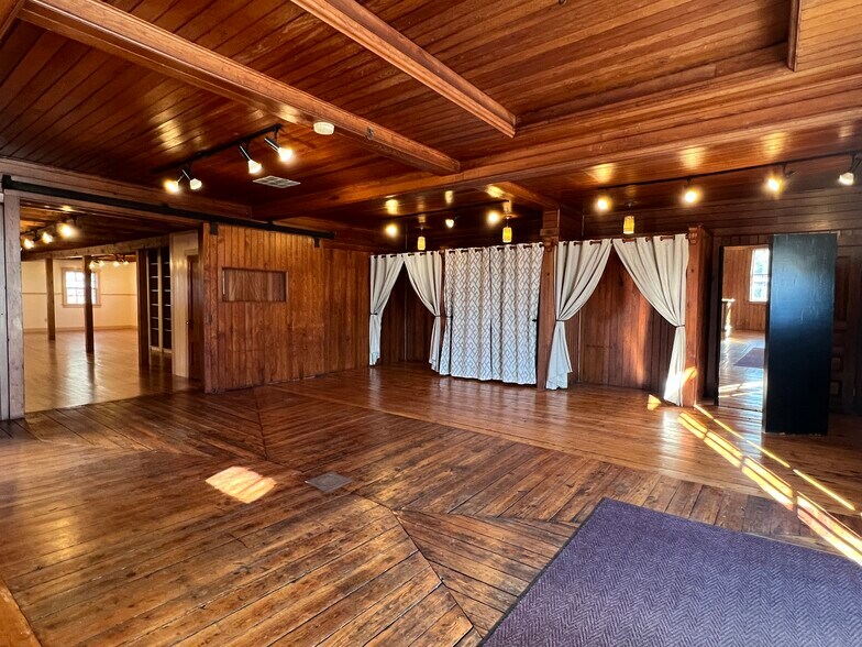 More Photos Of 80 Lafayette Rd, Hampton Falls Freestanding For Lease