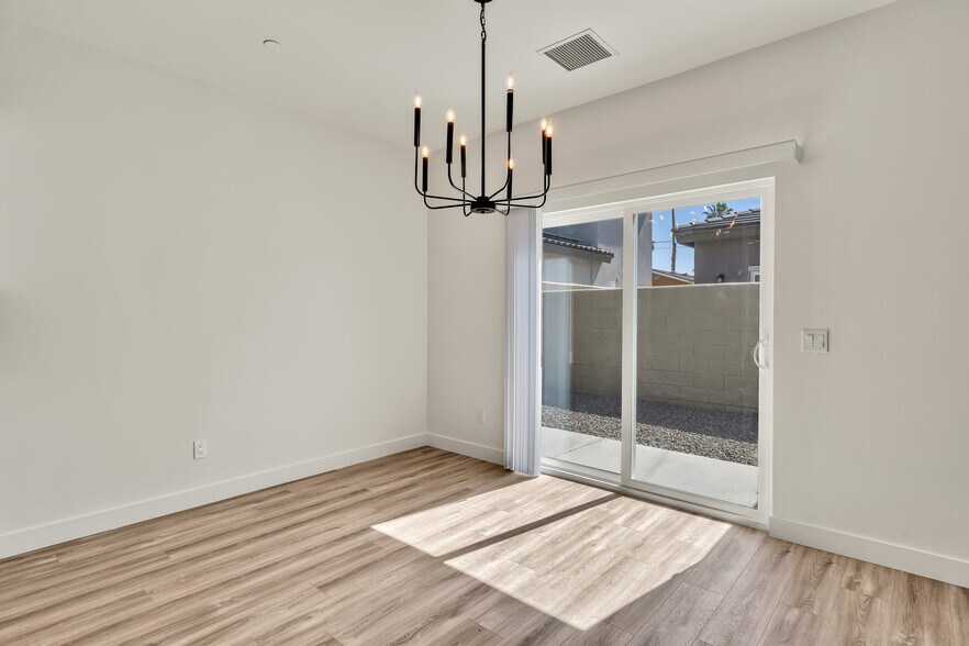 More Photos Of 33912 Whispering Palms Trail, Cathedral City Apartments For Sale