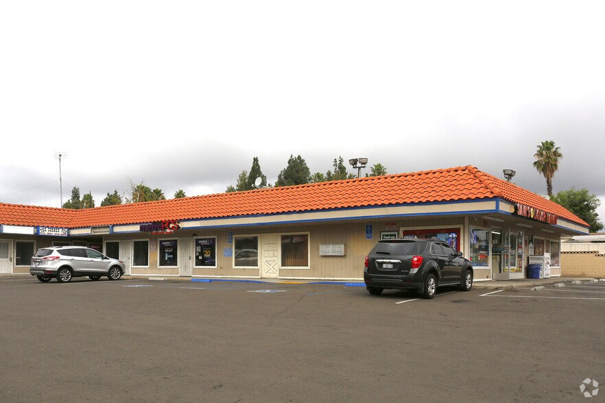 More Photos Of 1249-1265 N Vineyard Ave, Ontario Unknown For Lease