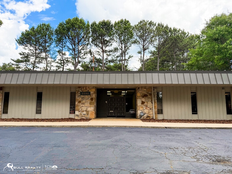 More Photos Of 2560 E Wesley Chapel Way, Decatur Office For Sale