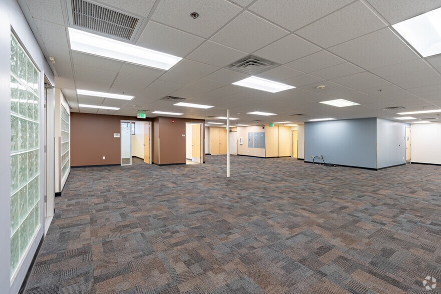More Photos Of 421 S Glendora Ave, West Covina Medical For Lease