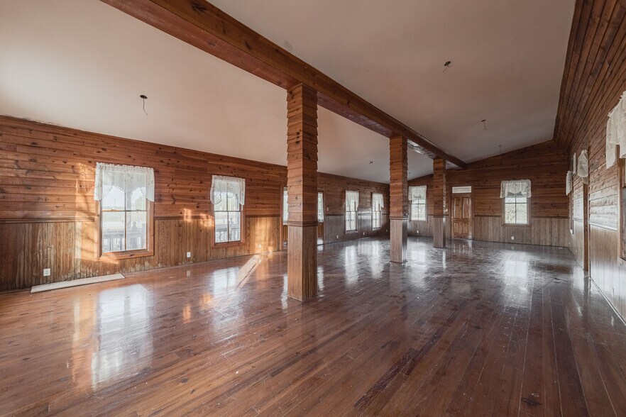 More Photos Of , Marion Unknown For Sale