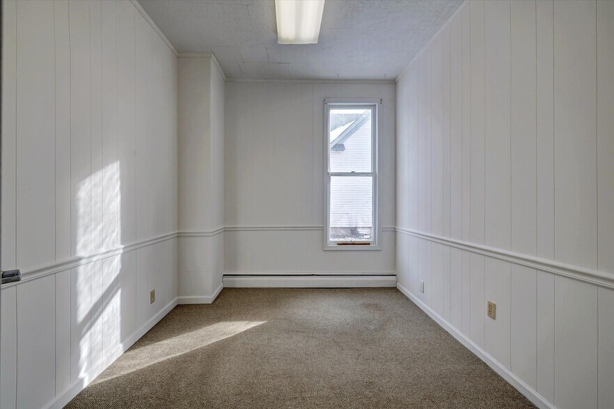 More Photos Of 714 W Kirkwood Ave, Bloomington Office Residential For Sale