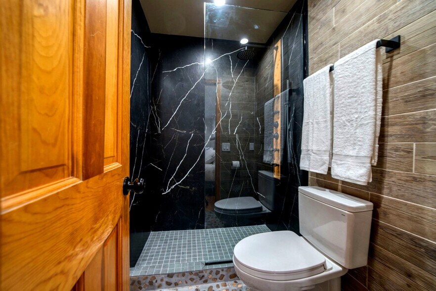 More Photos Of 33 Cuomos Cv, Windham Apartments For Sale