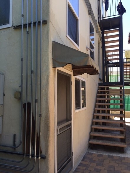 More Photos Of 1211 N Kenmore Ave, Los Angeles Apartments For Sale