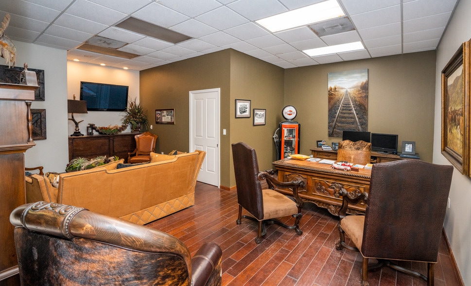 More Photos Of 6342 Harwick Dr, Corpus Christi Service For Lease