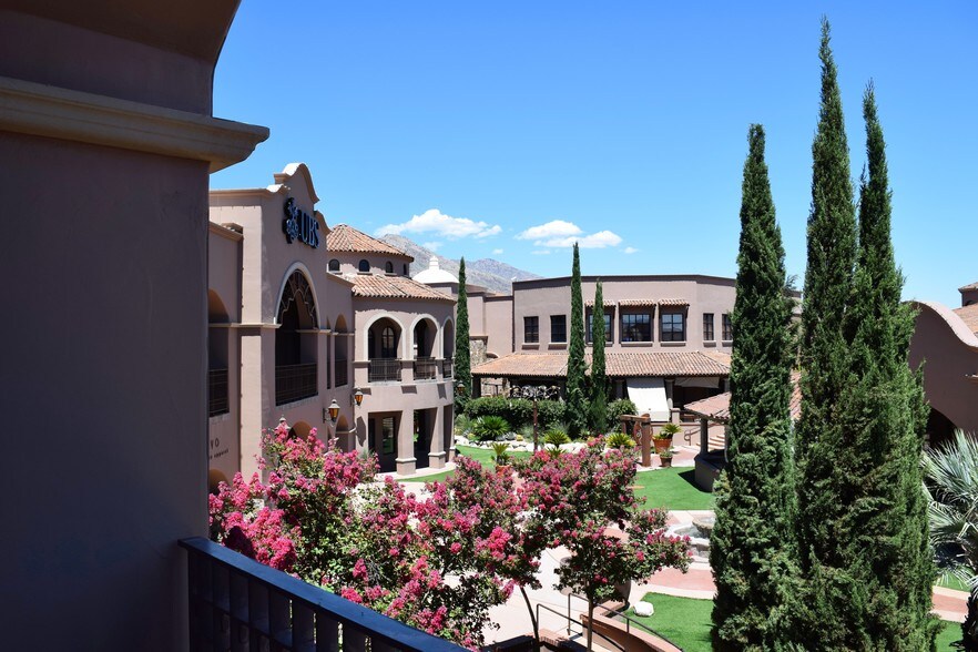 More Photos Of 2840-2890 E Skyline Dr, Tucson Storefront Retail Office For Lease