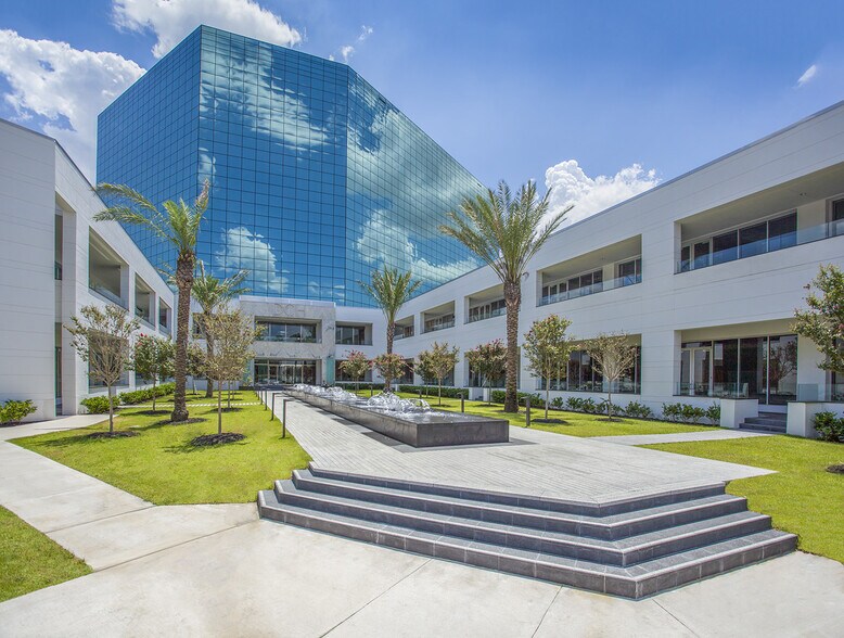 More Photos Of 5120 Woodway Dr, Houston Unknown For Lease