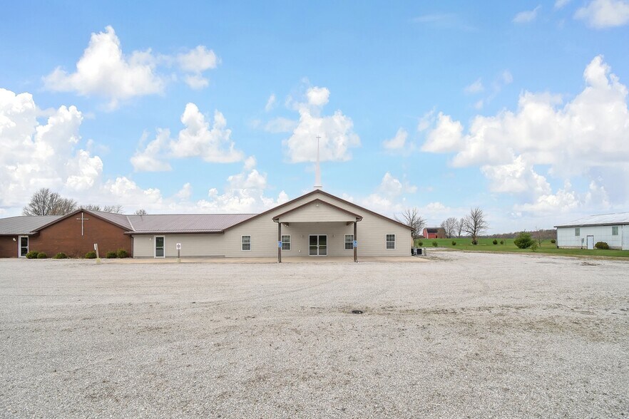 More Photos Of 2598 E Smiley Ave, Shelby Religious Facility For Sale