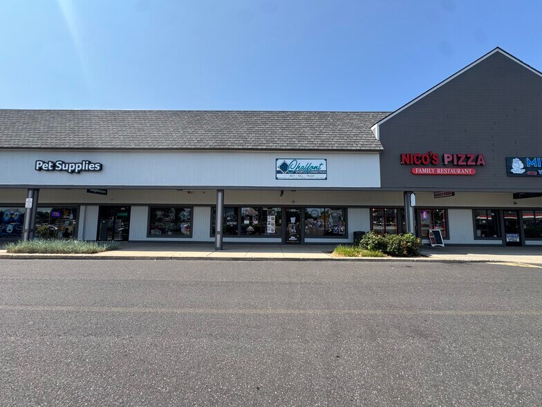 More Photos Of 426 Town Ctr, New Britain Unknown For Lease