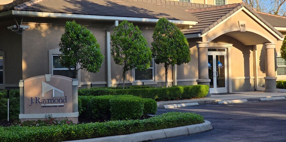 More Photos Of 465 W Warren Ave, Longwood Medical For Lease