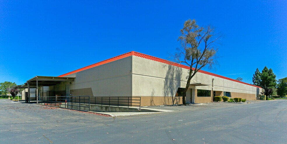 More Photos Of 4950 Patrick Henry Dr, Santa Clara Light Manufacturing For Lease