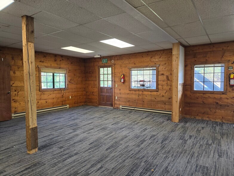 More Photos Of 67318 US Highway 285, Pine Flex For Sale