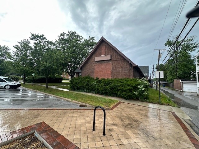 More Photos Of 201 N Broad St, Griffith Specialty For Sale