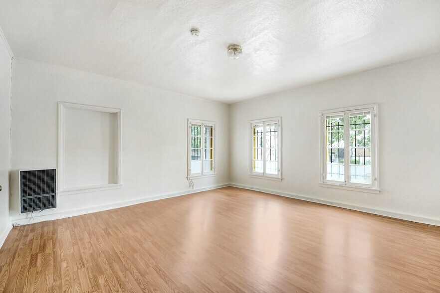 More Photos Of 3701 W 9th St, Los Angeles Apartments For Sale