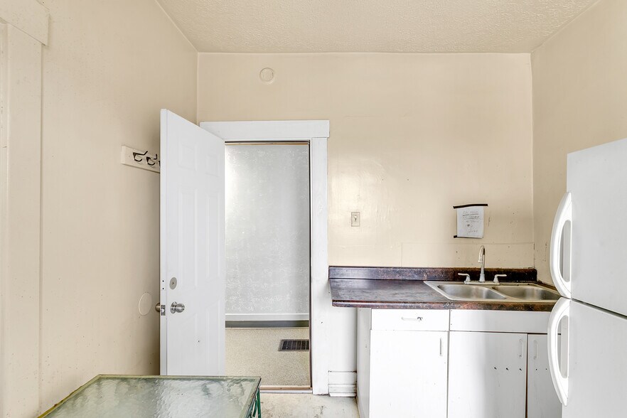 More Photos Of 277 N Gallatin Ave, Uniontown Apartments For Sale