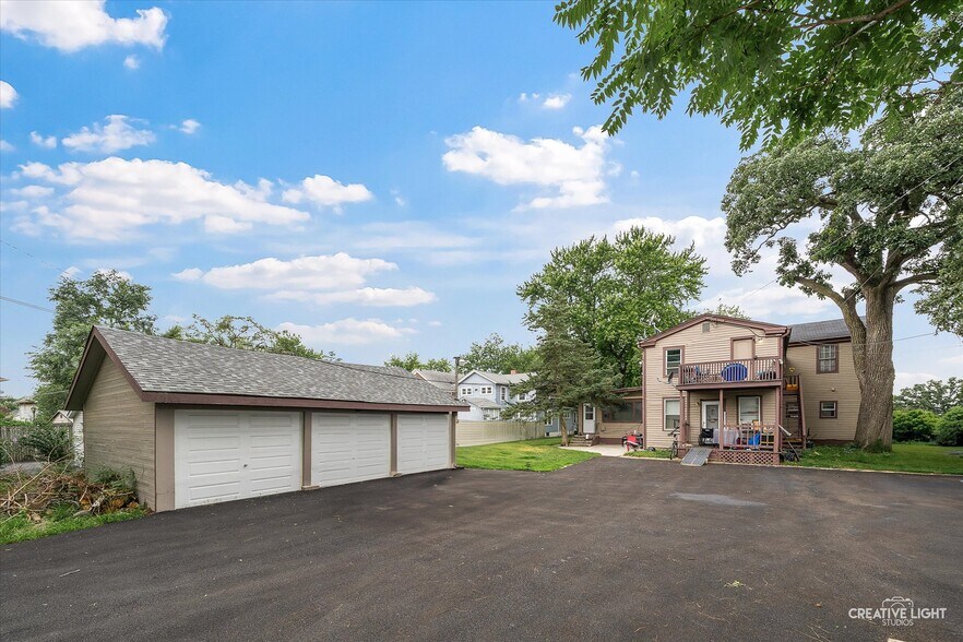 More Photos Of 168 S Lincoln Ave, Aurora Apartments For Sale