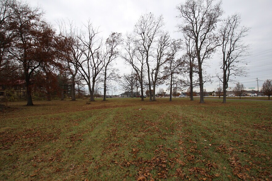 More Photos Of 0 Jackson Street St, Muncie Land For Sale