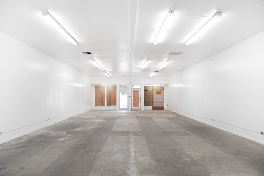 More Photos Of 5760 W Pico Blvd, Los Angeles Storefront Retail Office For Sale
