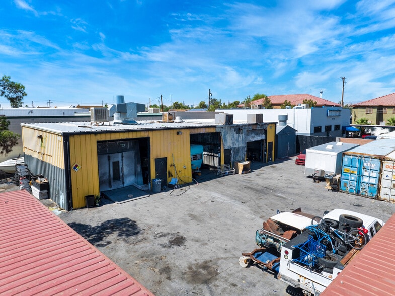More Photos Of 73 N 30th St, Las Vegas Auto Repair For Sale