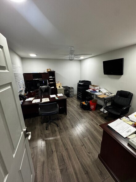 More Photos Of 6128 Madison Ave, Berkeley Industrial For Sale