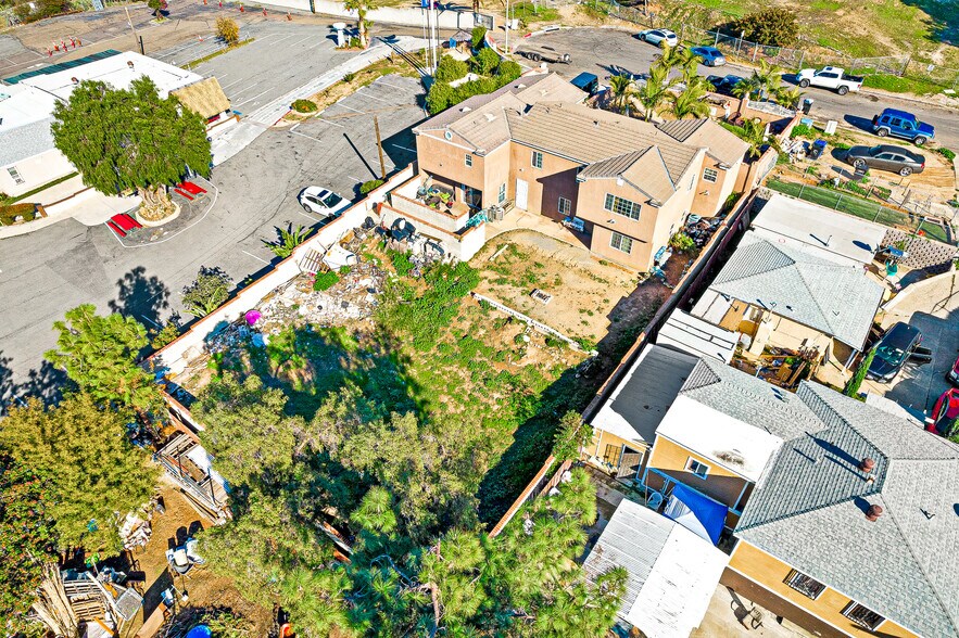 More Photos Of 330 Willie James Jones Ave, San Diego Apartments For Sale