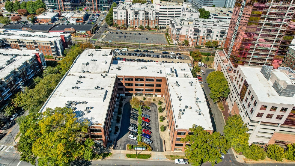 More Photos Of 1300 South Blvd, Charlotte Office For Sale