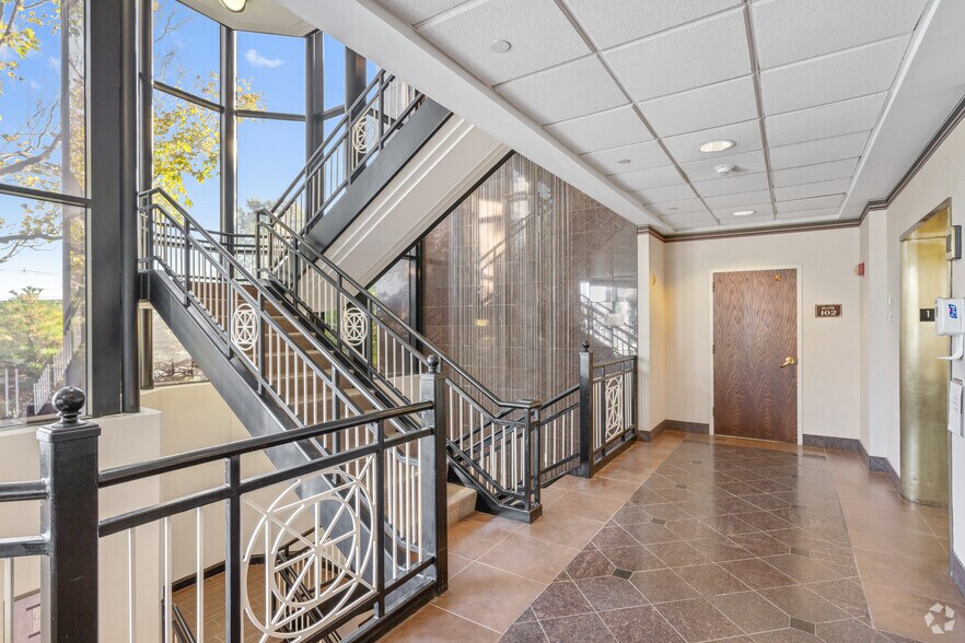 More Photos Of 3729 Easton Nazareth Hwy, Easton Office For Sale