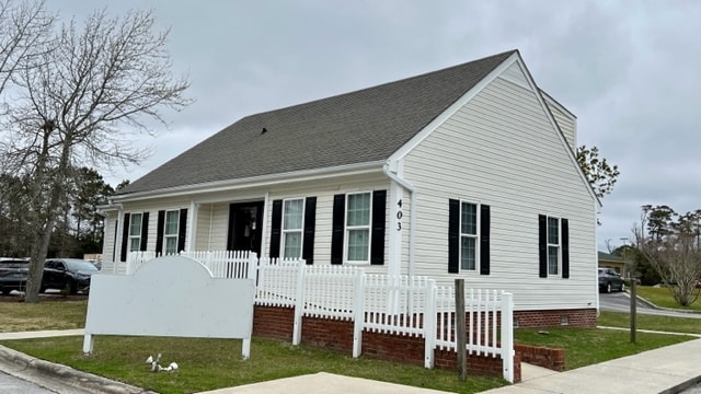 More Photos Of 403 N 35th St, Morehead City Office For Sale