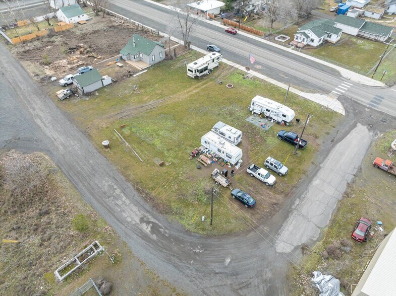 More Photos Of 165 N Main St, Washtucna Trailer Camper Park For Sale