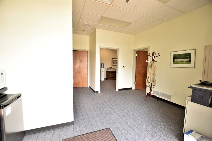 More Photos Of 8167-8197 Clyde Park Ave, Byron Center Warehouse For Lease