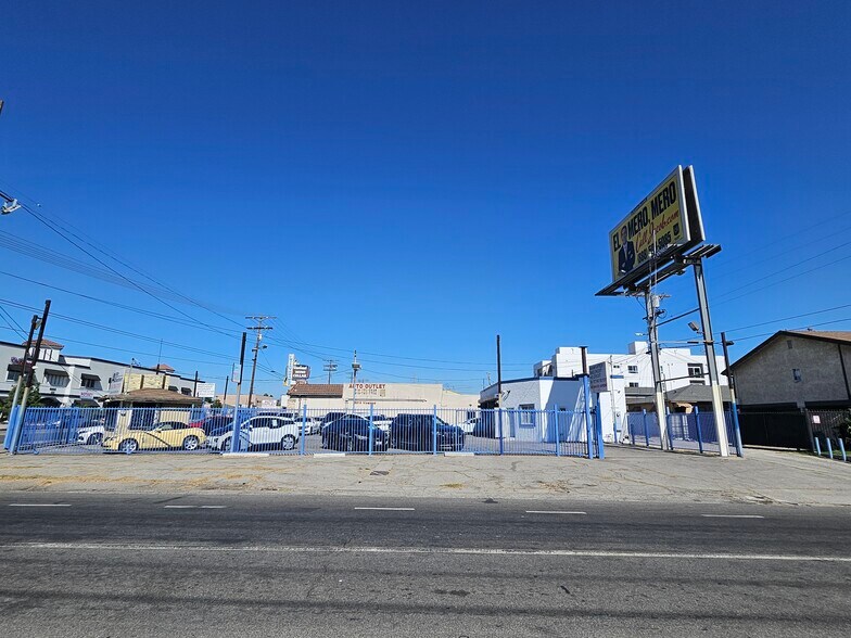 More Photos Of 6000 Vineland Ave, North Hollywood Auto Dealership For Sale
