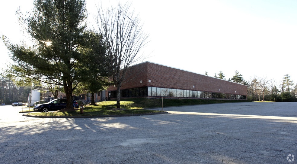 More Photos Of 300 Potash Hill Rd, Tyngsborough Research And Development For Lease