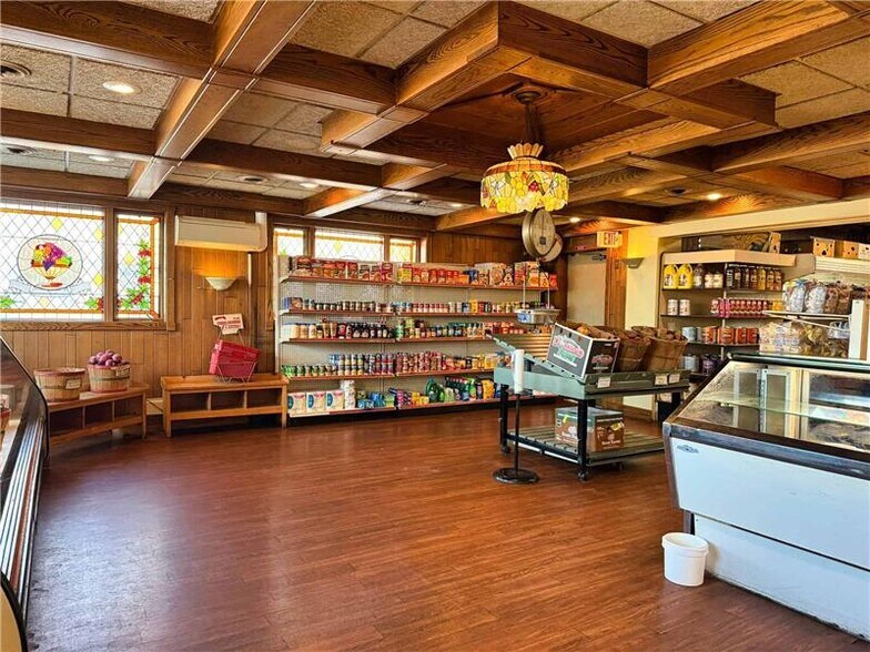 More Photos Of 40 Main St, South Glens Falls Freestanding For Sale