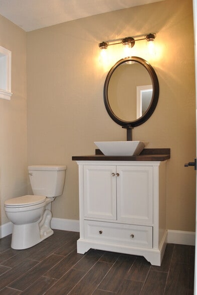 More Photos Of 5710 4th St N, Saint Petersburg Office Residential For Sale