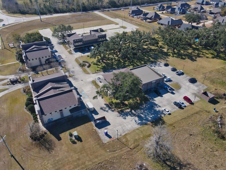 More Photos Of 5656 Nelson Rd, Lake Charles Unknown For Lease