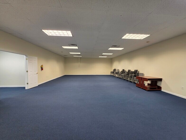 More Photos Of 161 Knight Avenue Cir, Waycross Medical For Lease