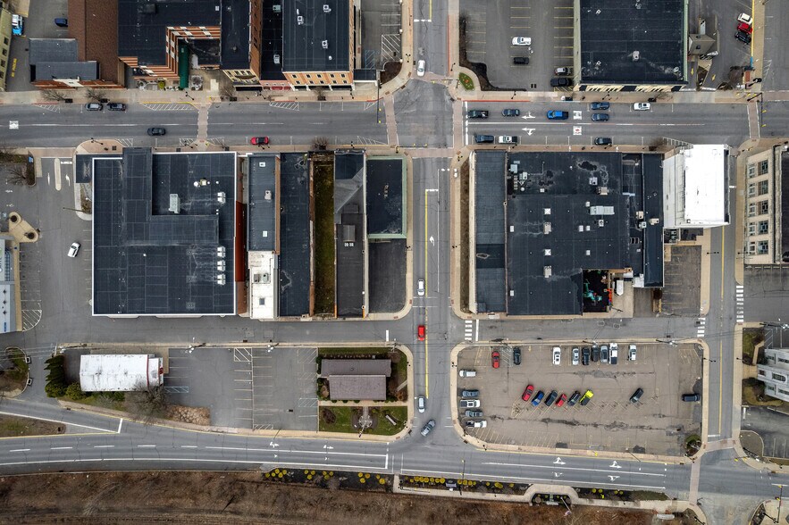 More Photos Of 32 N Main St, Pittston Storefront Retail Office For Lease