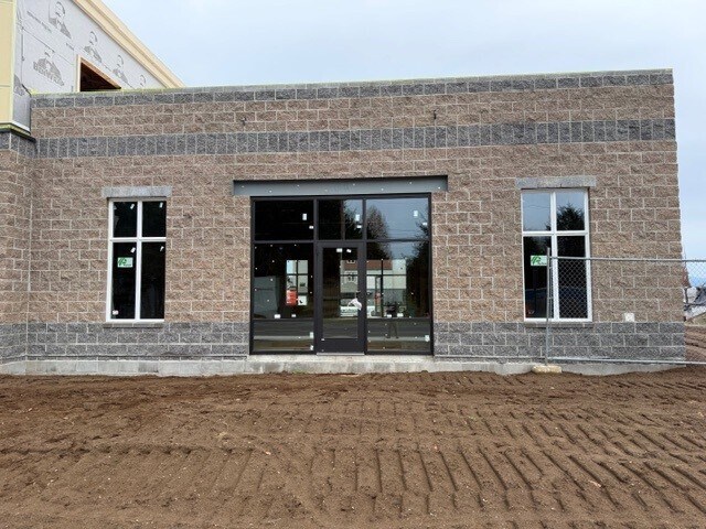 More Photos Of 6252 Portal Way, Ferndale Office For Lease