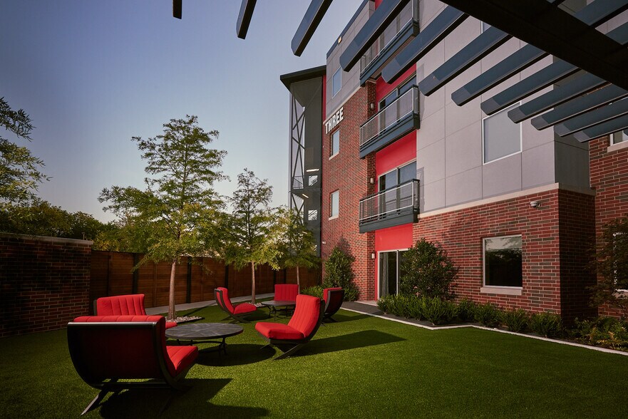 More Photos Of 750 W Imhoff Rd, Norman Apartments For Sale