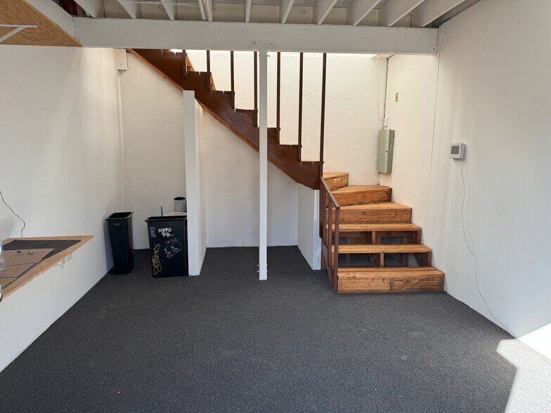 More Photos Of 114-116 S La Brea Ave, Los Angeles Storefront Retail Office For Lease